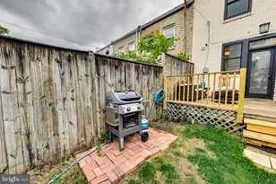 1749 L St NE, Washington, DC 20002 - Photo 31