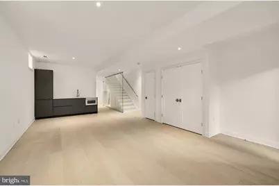329 8th St NE, Washington, DC 20002 - Photo 39