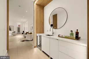 329 8th St NE, Washington, DC 20002 - Photo 11