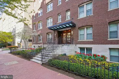 1121 24th Street NW #309, Washington, DC 20037 - Photo 21