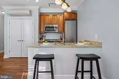 1121 24th Street NW #309, Washington, DC 20037 - Photo 23