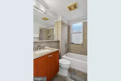 1121 24th Street NW #309, Washington, DC 20037 - Photo 29