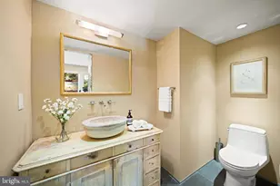 2319 Bancroft Pl NW, Washington, DC 20008 - Photo 9