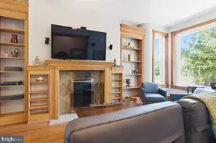 126 Seaton Pl NW, Washington, DC 20001 - Photo 3