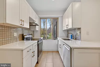 4301 Massachusetts Avenue NW #3004, Washington, DC 20016 - Photo 5