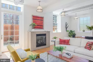 215 I St NE, Washington, DC 20002 - Photo 3