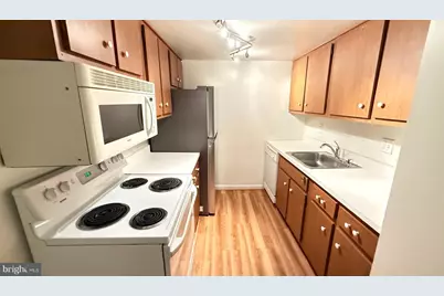 1718 P Street NW #L5, Washington, DC 20036 - Photo 11