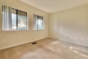 3024 Gentain Ct NE, Washington, DC 20017 - Photo 9