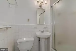 1401 35th St NW, Washington, DC 20007 - Photo 27