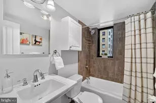 1701 16th St NW, Washington, DC 20009 - Photo 17