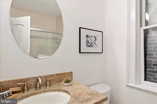 203 9th St SE, Washington, DC 20003 - Photo 37