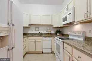 203 9th St SE, Washington, DC 20003 - Photo 45