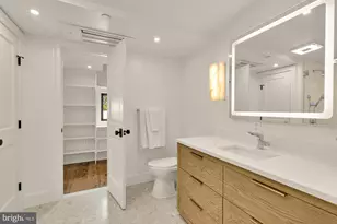 235 12th St SE, Washington, DC 20003 - Photo 17