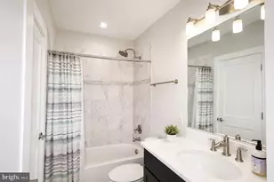 1202 Fairmont St NW, Washington, DC 20009 - Photo 9
