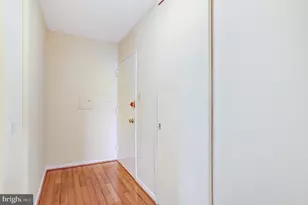 240 M St SW, Washington, DC 20024 - Photo 5