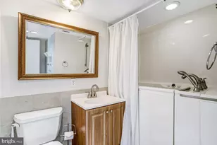 240 M St SW, Washington, DC 20024 - Photo 27
