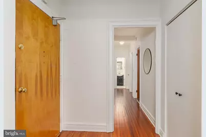 3060 16th Street NW #209, Washington, DC 20009 - Photo 3