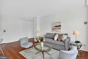 1545 18th St NW, Washington, DC 20036 - Photo 3
