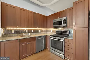 811 4th St NW, Washington, DC 20001 - Photo 11