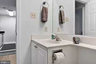 1619 R St NW, Washington, DC 20009 - Photo 25