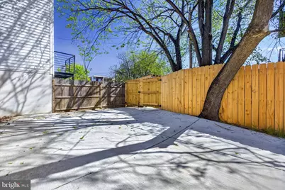 1704 Independence Avenue SE, Washington, DC 20003 - Photo 67