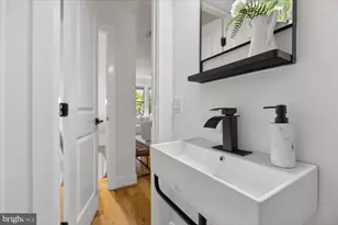 1704 Independence Ave SE, Washington, DC 20003 - Photo 25