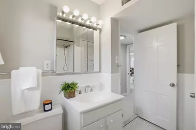 3450 39th Street NW #D688, Washington, DC 20016 - Photo 17