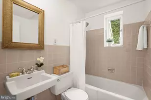 5026 Cathedral Ave NW, Washington, DC 20016 - Photo 23