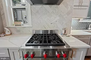 3638 Jocelyn St NW, Washington, DC 20015 - Photo 19