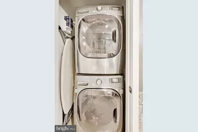 1010 Massachusetts Avenue NW #1007, Washington, DC 20001 - Photo 17