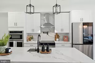 731 Otis Pl NW, Washington, DC 20010 - Photo 5