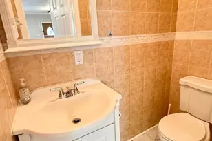 1004 Girard St NW, Washington, DC 20001 - Photo 9
