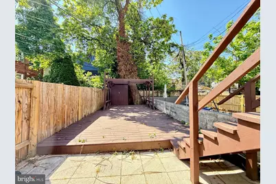 1004 Girard Street NW, Washington, DC 20001 - Photo 35