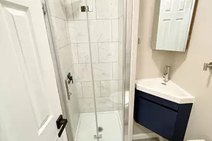 1004 Girard St NW, Washington, DC 20001 - Photo 31