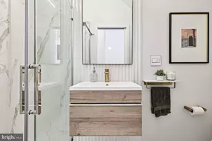 1328 Maryland Ave NE, Washington, DC 20002 - Photo 9