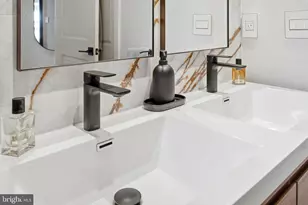 1328 Maryland Ave NE, Washington, DC 20002 - Photo 23