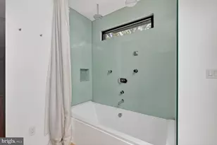 978 Florida Ave NW, Washington, DC 20001 - Photo 19
