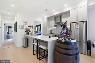 2642 39th St NW, Washington, DC 20007 - Photo 5