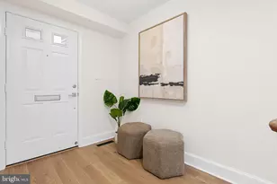 3287 Sutton Pl NW, Washington, DC 20016 - Photo 3