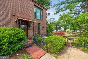 834 Wheeler Hill Dr SE, Washington, DC 20032 - Photo 3