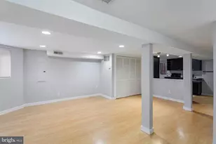 1311 East Capitol St SE, Washington, DC 20003 - Photo 39