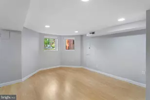 1311 East Capitol St SE, Washington, DC 20003 - Photo 41