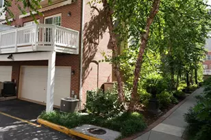 722 Capitol Square Pl SW, Washington, DC 20024 - Photo 3