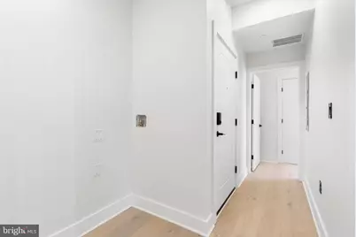 2504 41st Street NW #5, Washington, DC 20007 - Photo 17