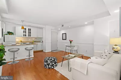 1125 12th Street NW #21, Washington, DC 20005 - Photo 1