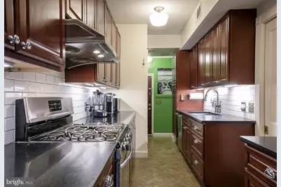 721 12th Street SE #1, Washington, DC 20003 - Photo 7