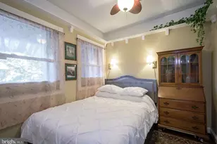 721 12th St SE, Washington, DC 20003 - Photo 13