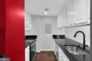 1801 Calvert St NW, Washington, DC 20009 - Photo 11