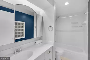 1801 Calvert St NW, Washington, DC 20009 - Photo 13