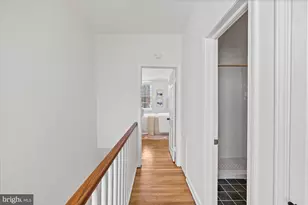 331 10th St SE, Washington, DC 20003 - Photo 9